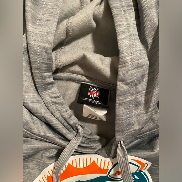 Miami Dolphins Hoodie
- Size L - Picture 3 of 3